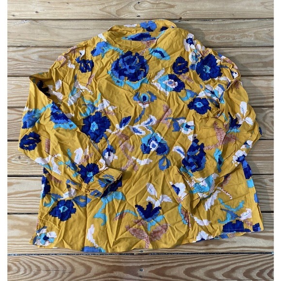 NEW D&Co Retreat Floral Button Front Shirt Size Small Women’s Yellow - Picture 2 of 8